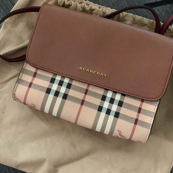 Cross body bag - Picture 1 of 1